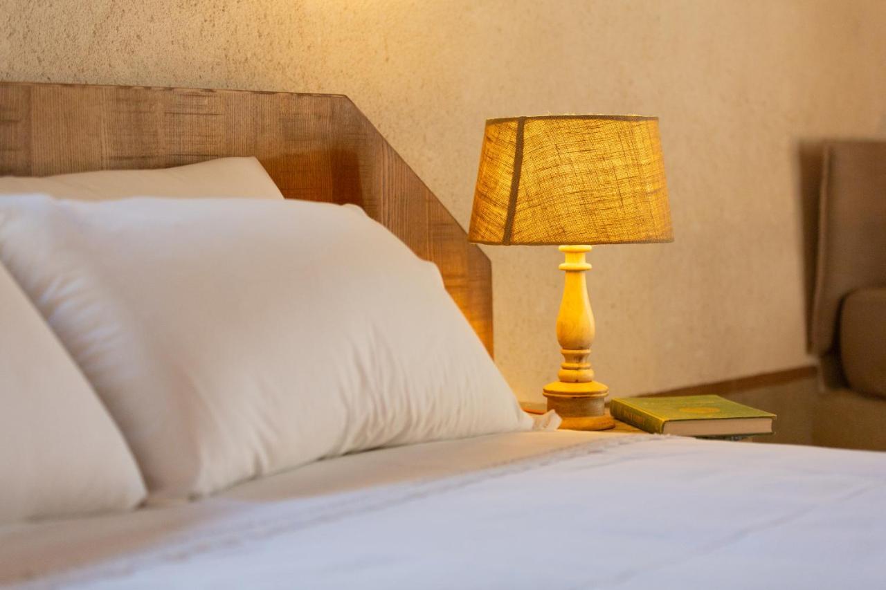 Borgo Delle Pietre Hotel Porto Empedocle Bagian luar foto