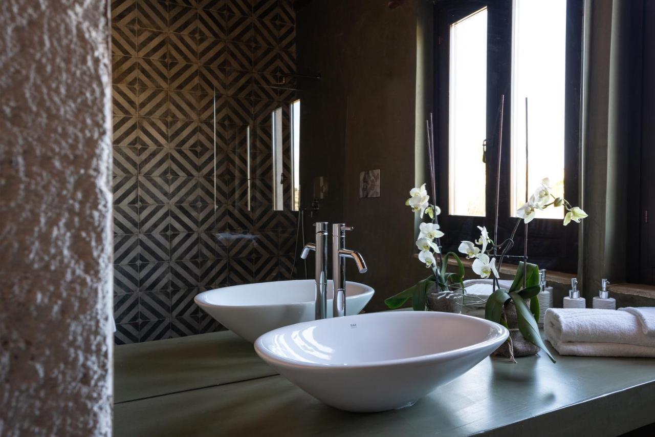 Borgo Delle Pietre Hotel Porto Empedocle Bagian luar foto