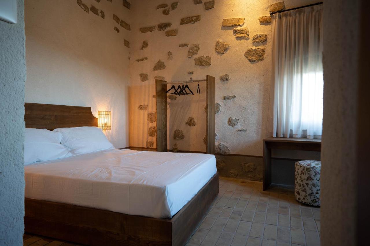 Borgo Delle Pietre Hotel Porto Empedocle Bagian luar foto
