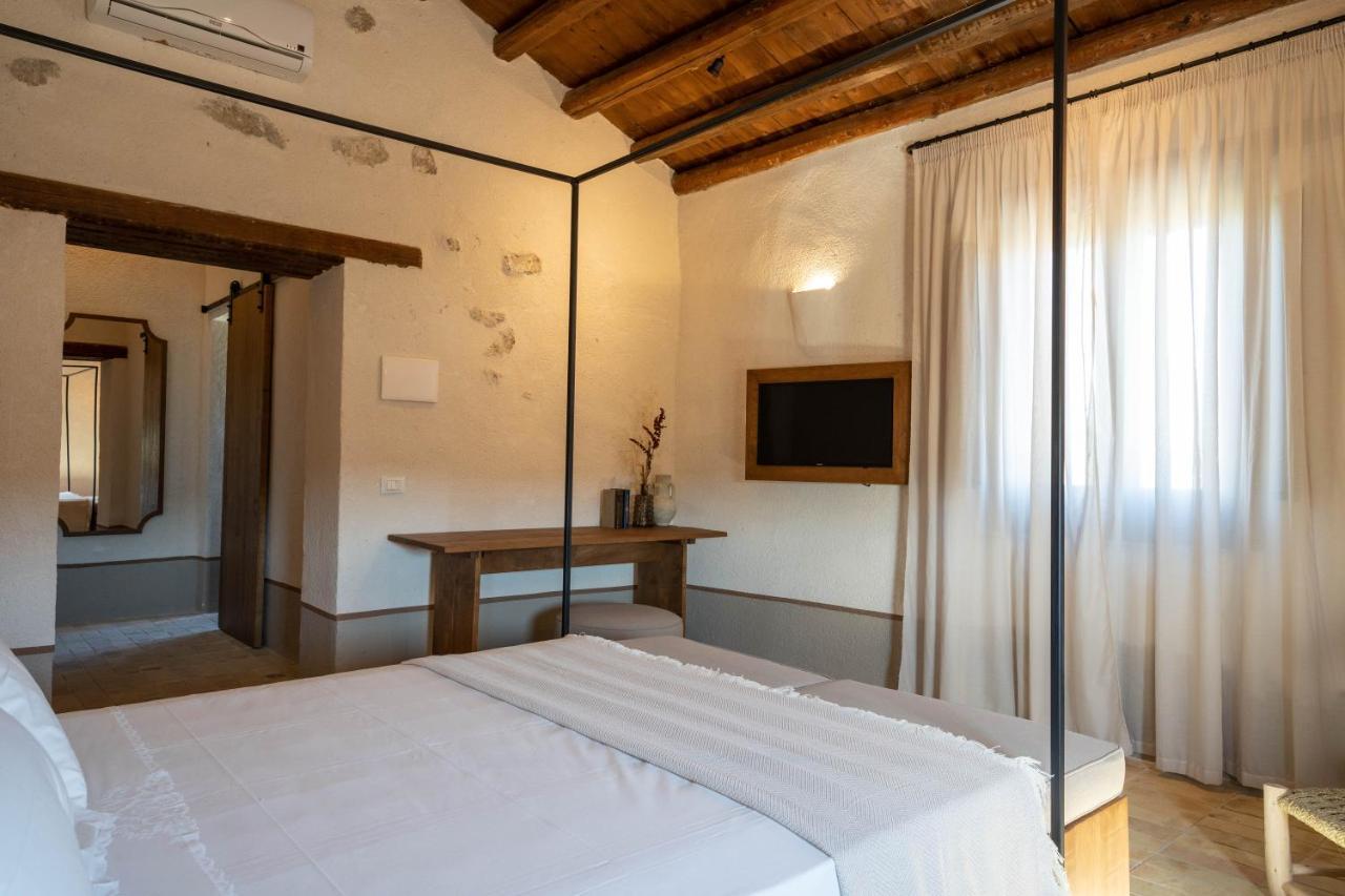 Borgo Delle Pietre Hotel Porto Empedocle Bagian luar foto