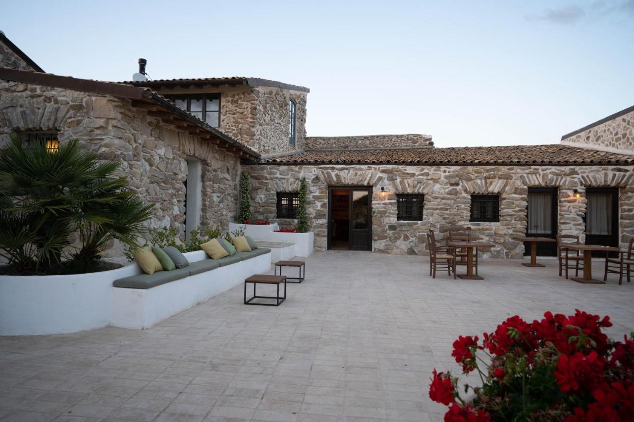 Borgo Delle Pietre Hotel Porto Empedocle Bagian luar foto