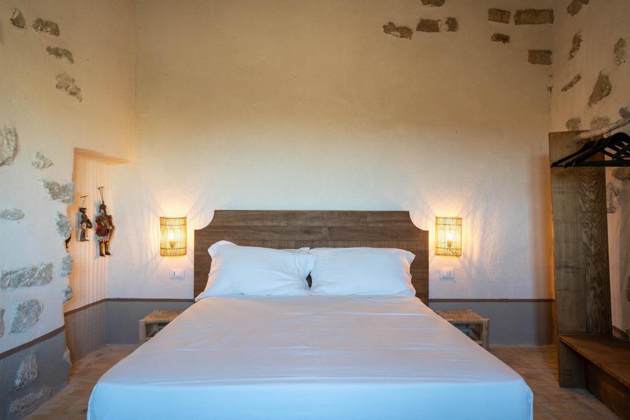 Borgo Delle Pietre Hotel Porto Empedocle Bagian luar foto